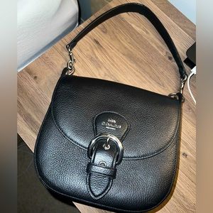COACH Kleo Shoulder Bag 23
